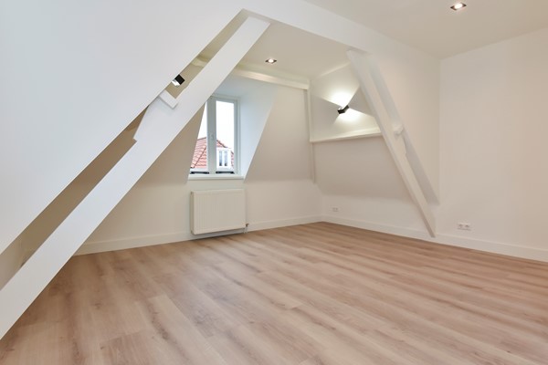 Medium property photo - Van Diemenstraat 164, 2518 VG Den Haag